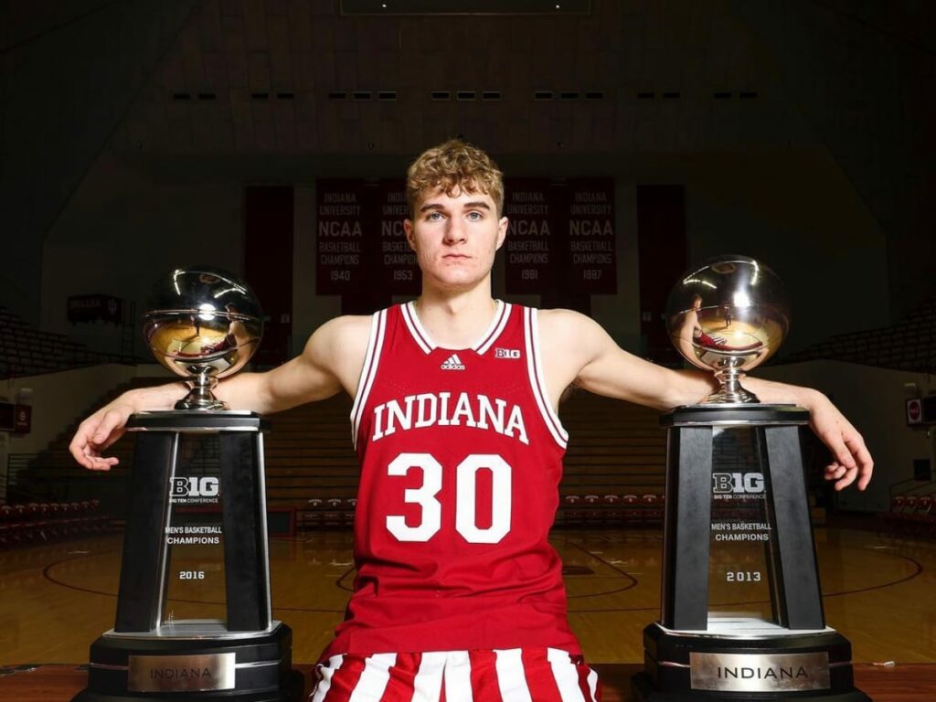 Liam McNeeley retira su compromiso de la universidad de Indiana