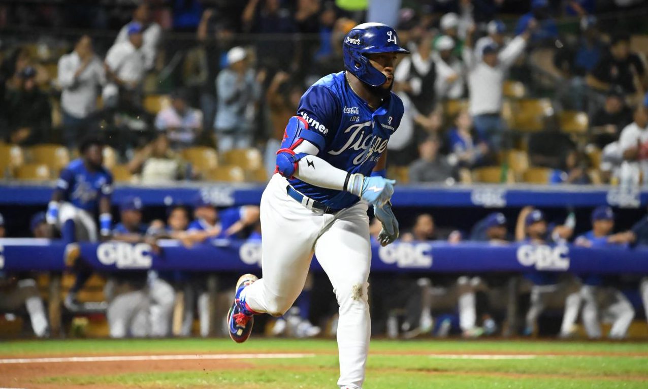 Licey vence a Águilas y obtiene victoria 500 frente a su archirrival