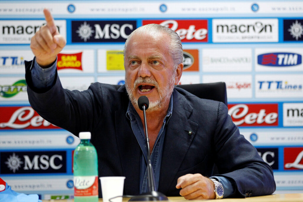 Presidente del Napoli habla sobre la crisis del club y se responsabiliza de la situación