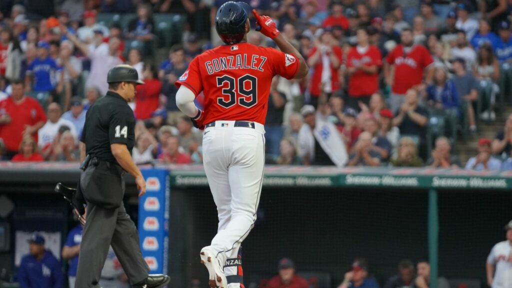 Oscar González pasa a los Yankees tras ser reclamado en Waivers