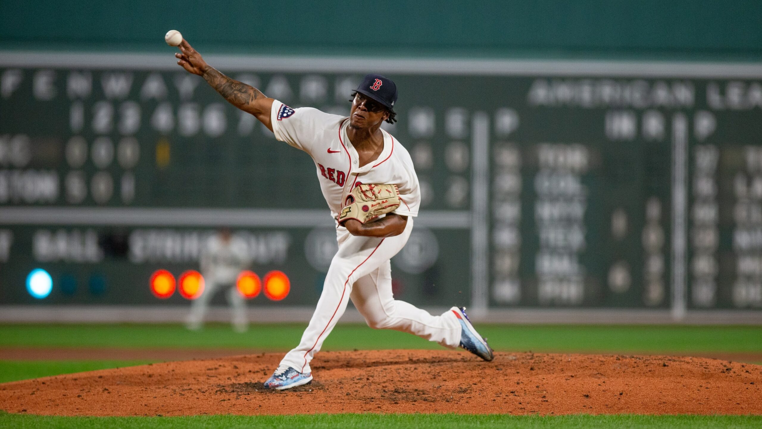 Red Sox suman sexta victoria consecutiva con una gran salida de Bello