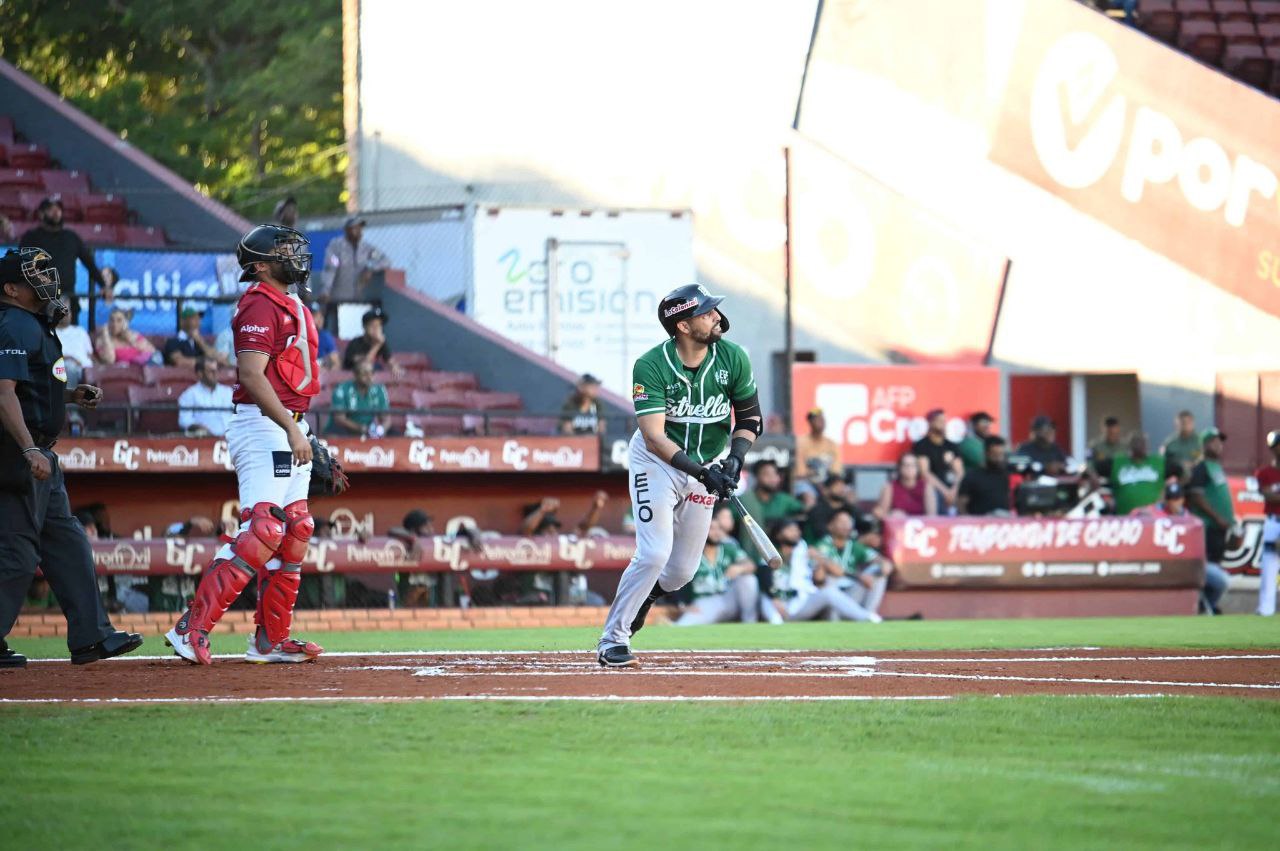Estrellas Orientales se acercan a la final y Gigantes del Cibao se alejan aún más