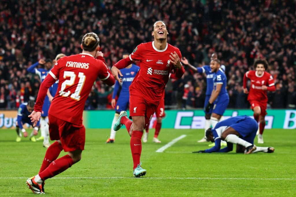 Liverpool se corona como campeón de la Carabao Cup con gol de Van Dijk
