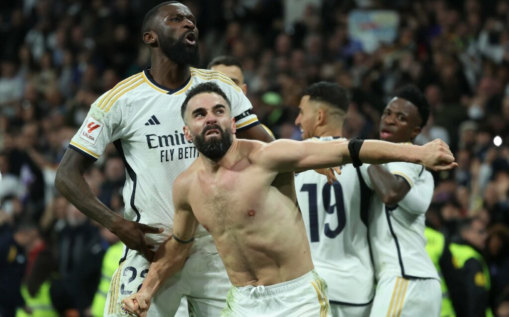 El Madrid le remonta al Almería en un partido lleno de polémica
