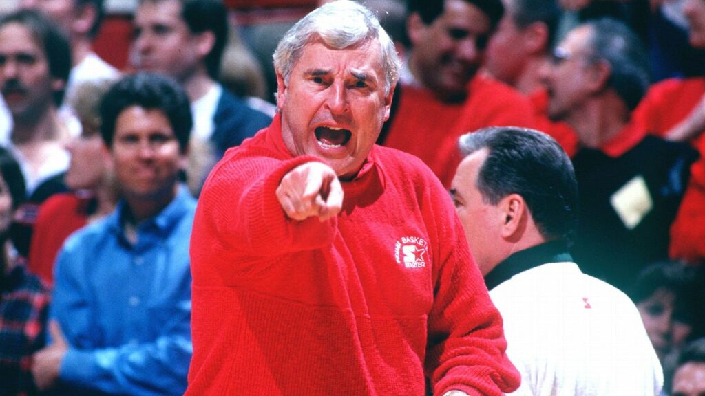 Fallece legendario entrenador de baloncesto universitario, Bob Knight a los 83 años