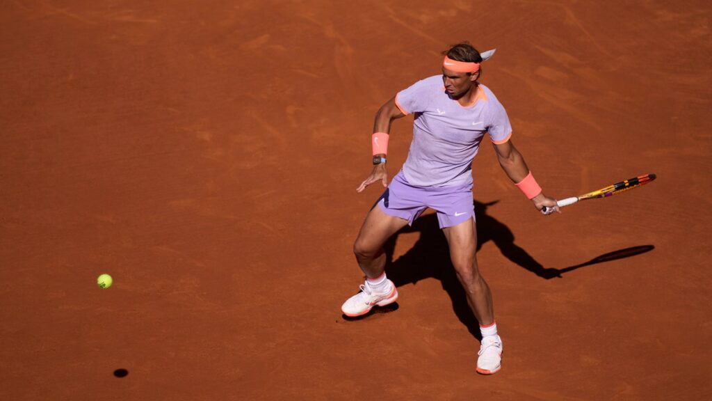 Nadal vence cómodamente a Cobolli en su regreso a las canchas