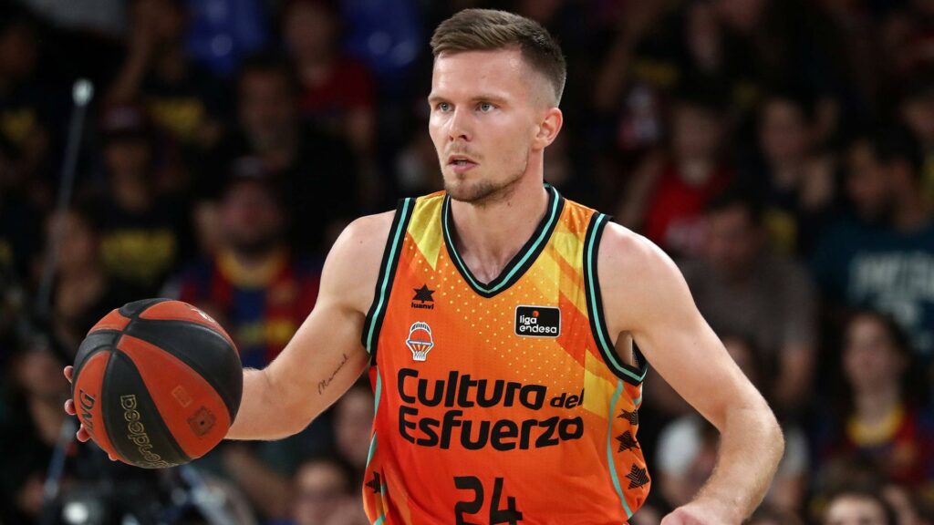 Martin Hermannsson se va del Valencia