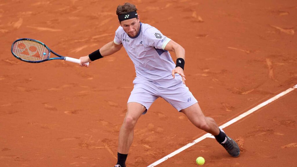 Ruud vence a Thompson en Barcelona, alcanza su victoria 26 del año