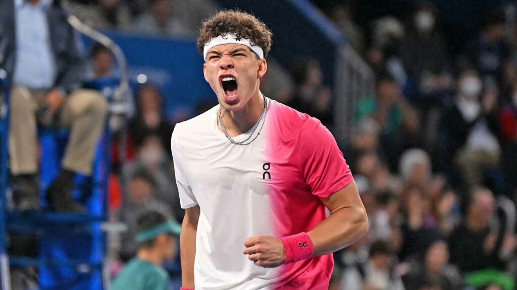 Shelton se estrena como campeón en Tokyo, el norteamericano alcanza su primer título profesional