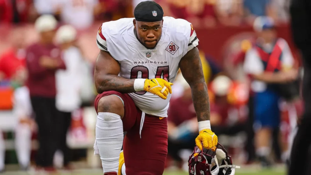 Commanders colocan etiqueta de franquicia a Daron Payne