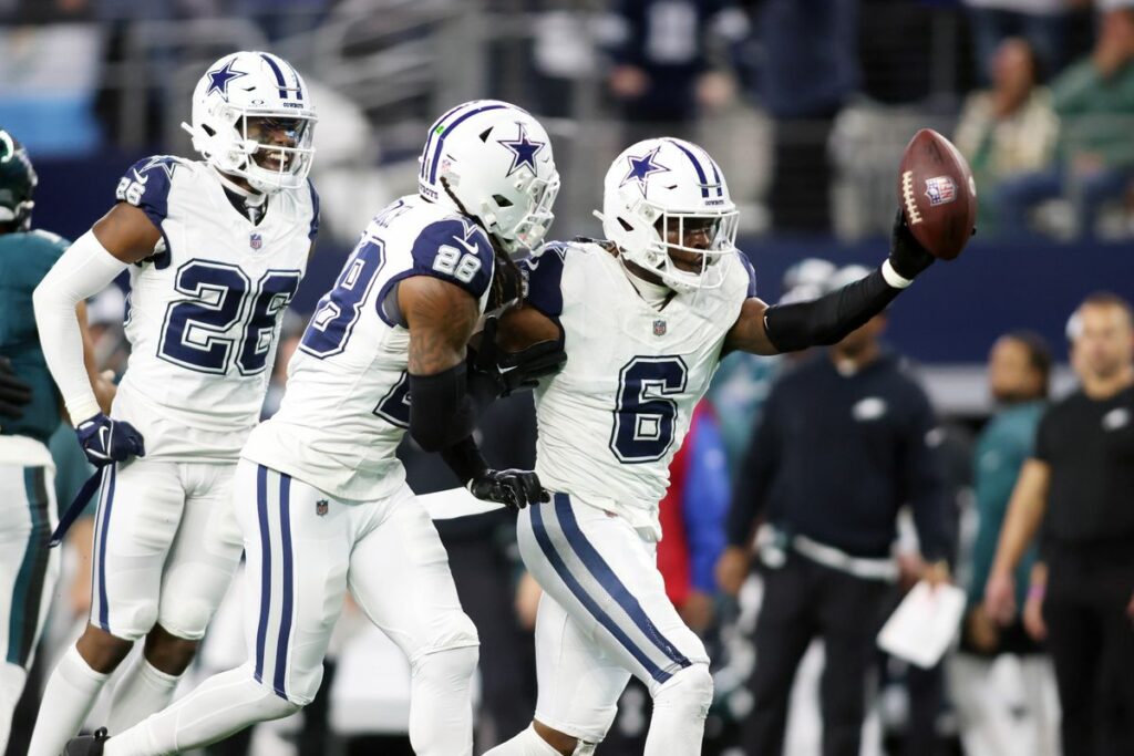 Cowboys son líderes de su división tras apalizar a los Eagles