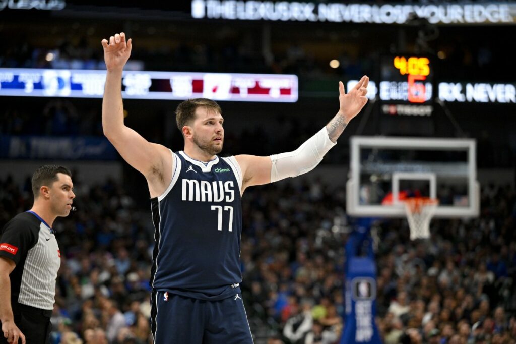 Mavs dan paliza a los Bulls pero termina racha de triple doble de Doncic